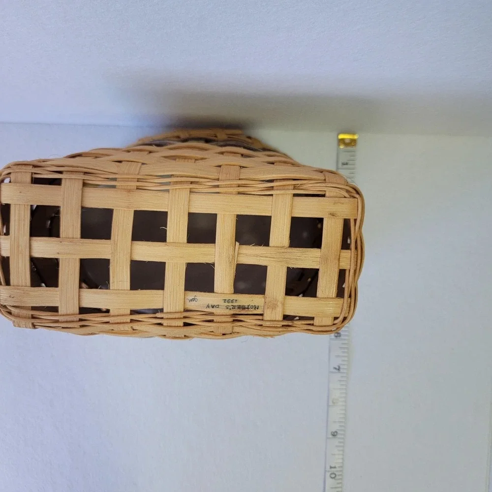 VTG 1992 Handwoven Basket Signed Artisan Farmhouse Decor Painted Scene Woven